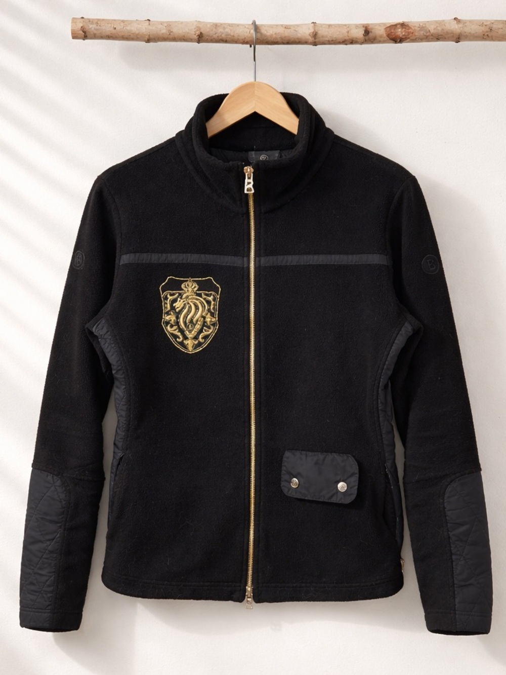 Bogner Fleece Quiet Luxury Gold Crest Yacht Club Nantucket Aspen Coastal Resort